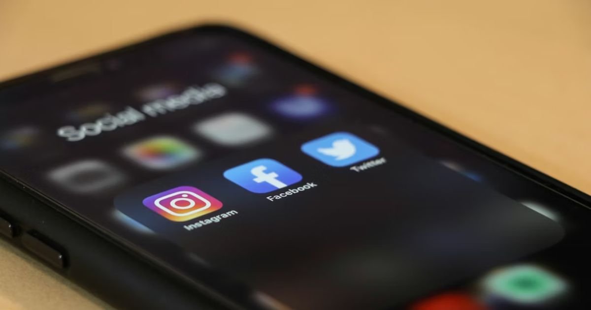 How-to-Manage-Reputational-Risks-Online-Monitoring-Responses-Recovery